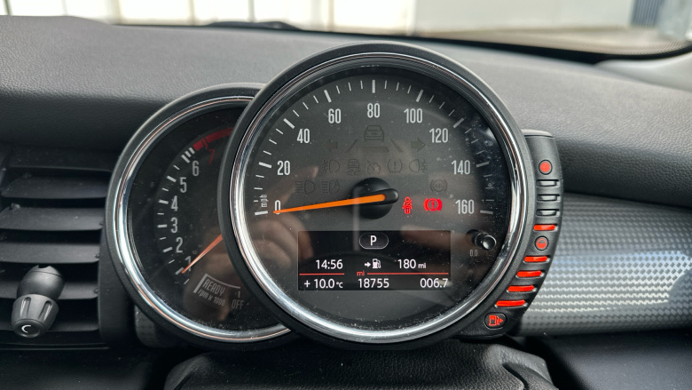 MINI Hatchback 1.5 Cooper 5dr Petrol Hatchback